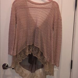 Super cute Flowy sweater!